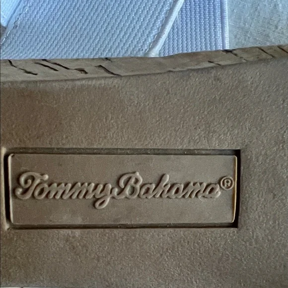 Tommy Bahama White Sandals with Cork Footbed - Picture 4 of 6